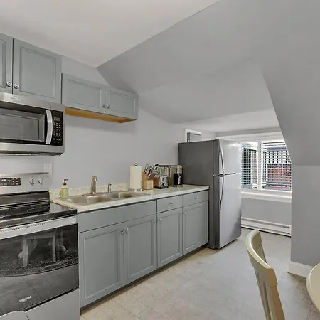Suites On Seneca - Gorgeous One Bedroom Apartment Harrisburg Exterior photo